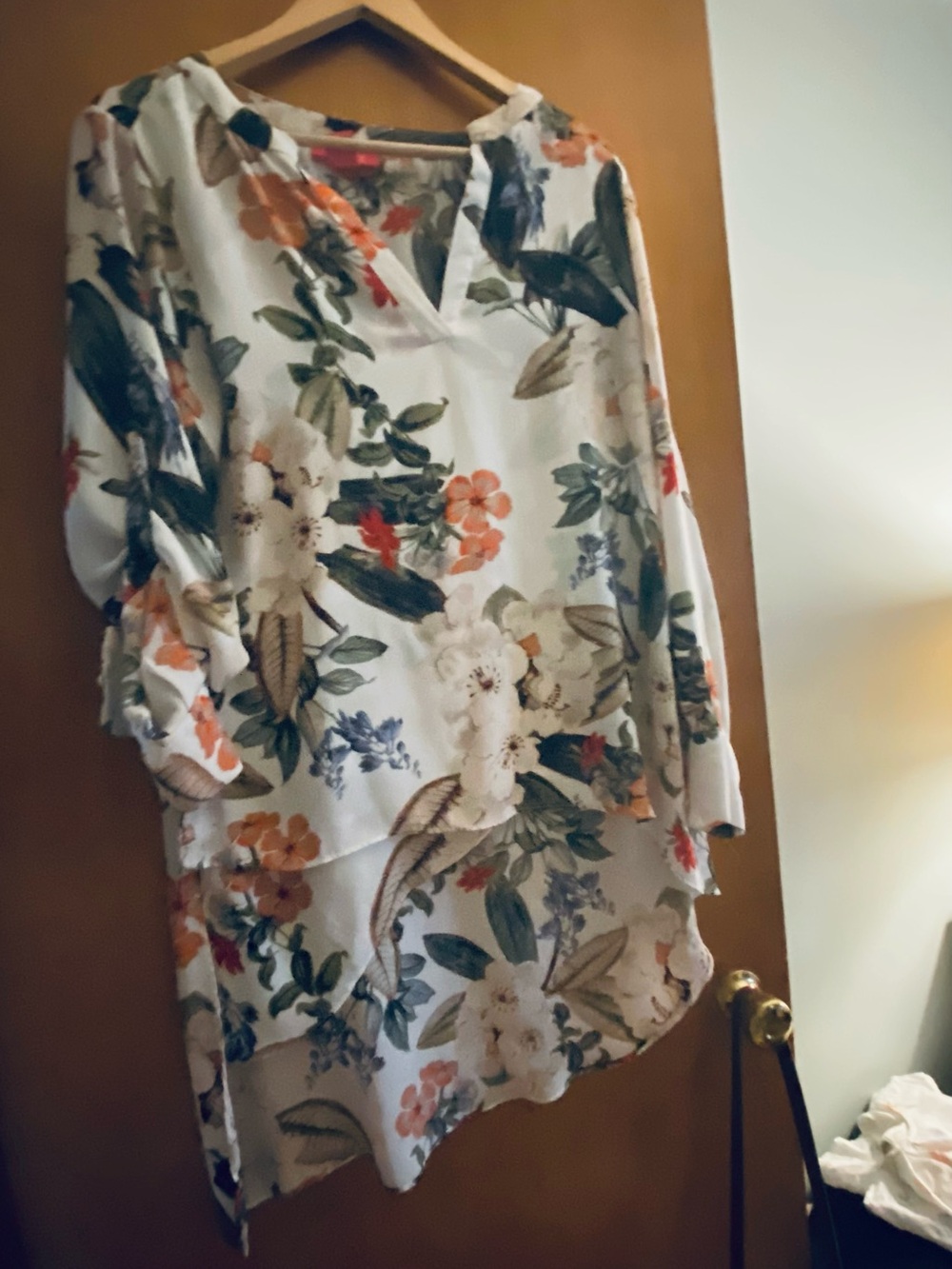 Floral V-Neck Longline Tunic top - White Multi